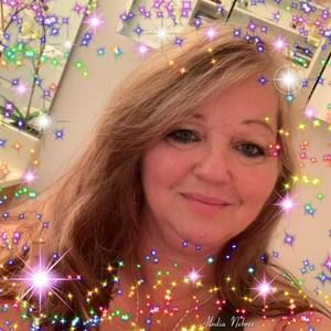 Meet your Posher, Denise